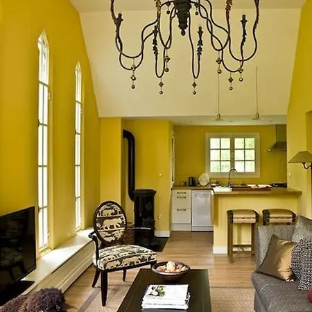 La Maison Rouge Saint-Crespin